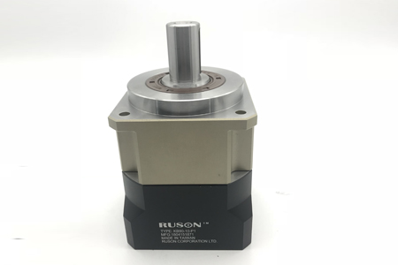 如何減少行星減速機(jī)內(nèi)部腔體的壓力？